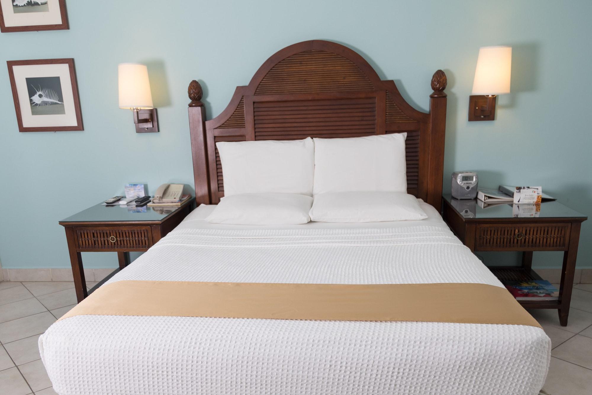 Trade Winds Hotel Dickenson Bay Ngoại thất bức ảnh