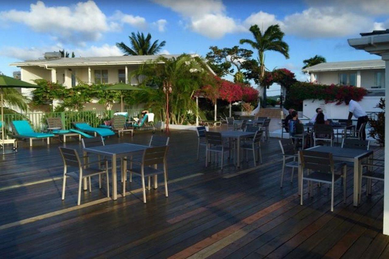 Trade Winds Hotel Dickenson Bay Ngoại thất bức ảnh