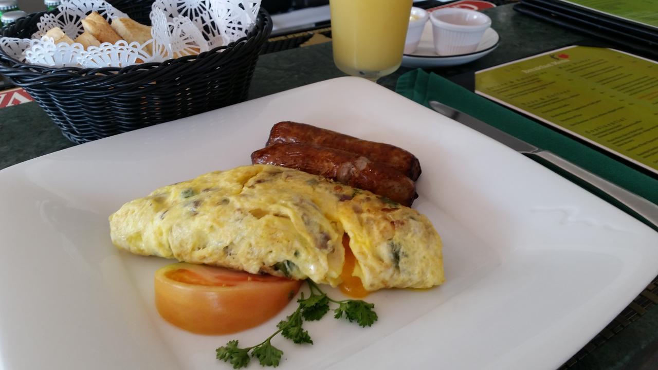 Trade Winds Hotel Dickenson Bay Ngoại thất bức ảnh