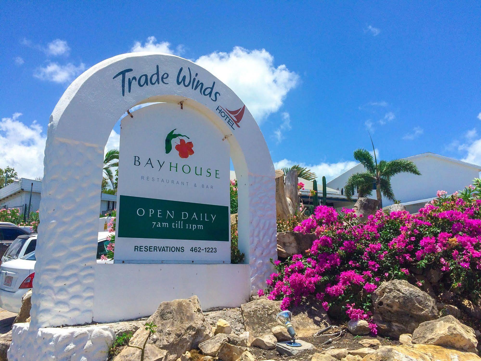 Trade Winds Hotel Dickenson Bay Ngoại thất bức ảnh